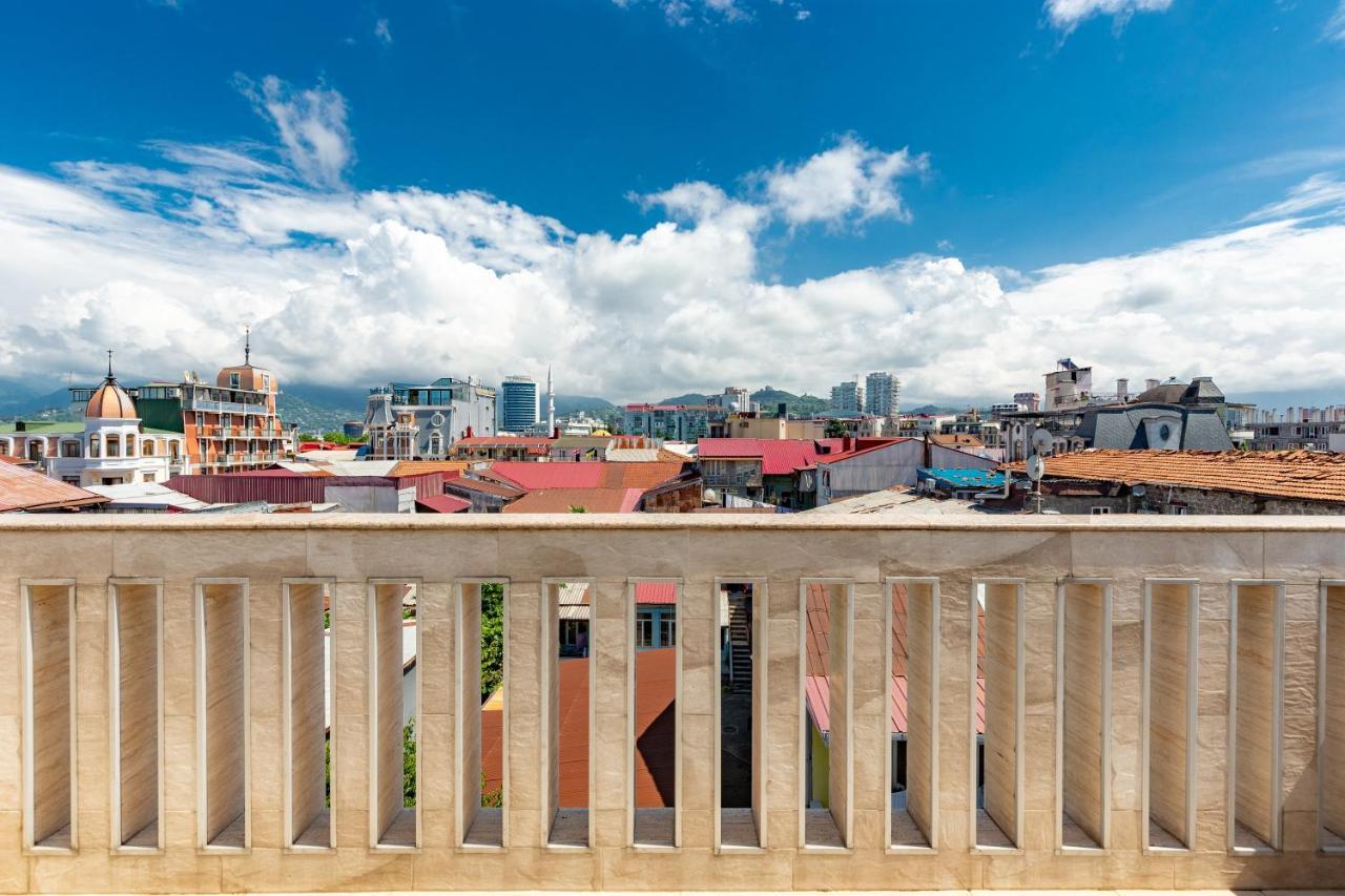 Hotel N16 Batumi Luaran gambar