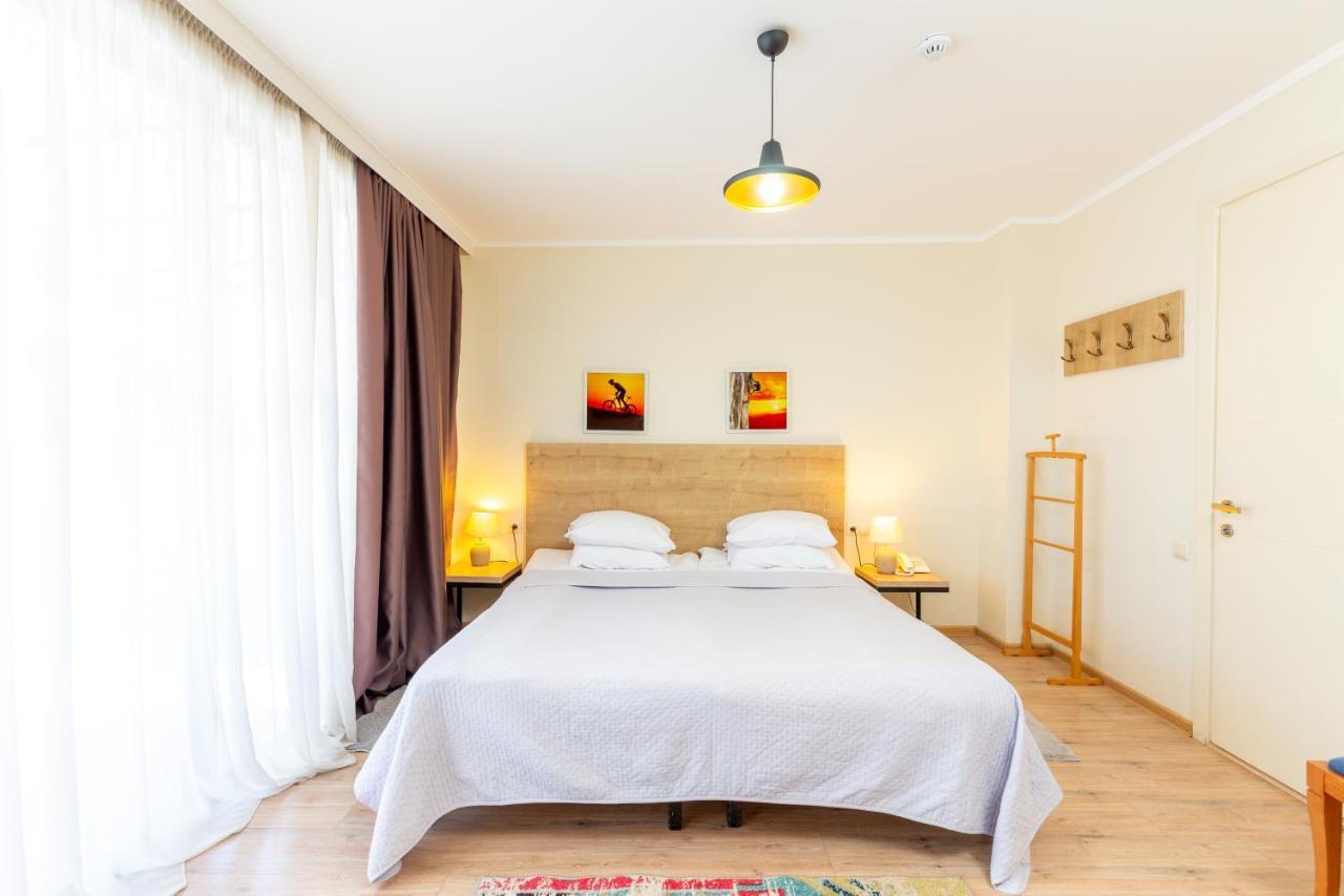 Hotel N16 Batumi Luaran gambar