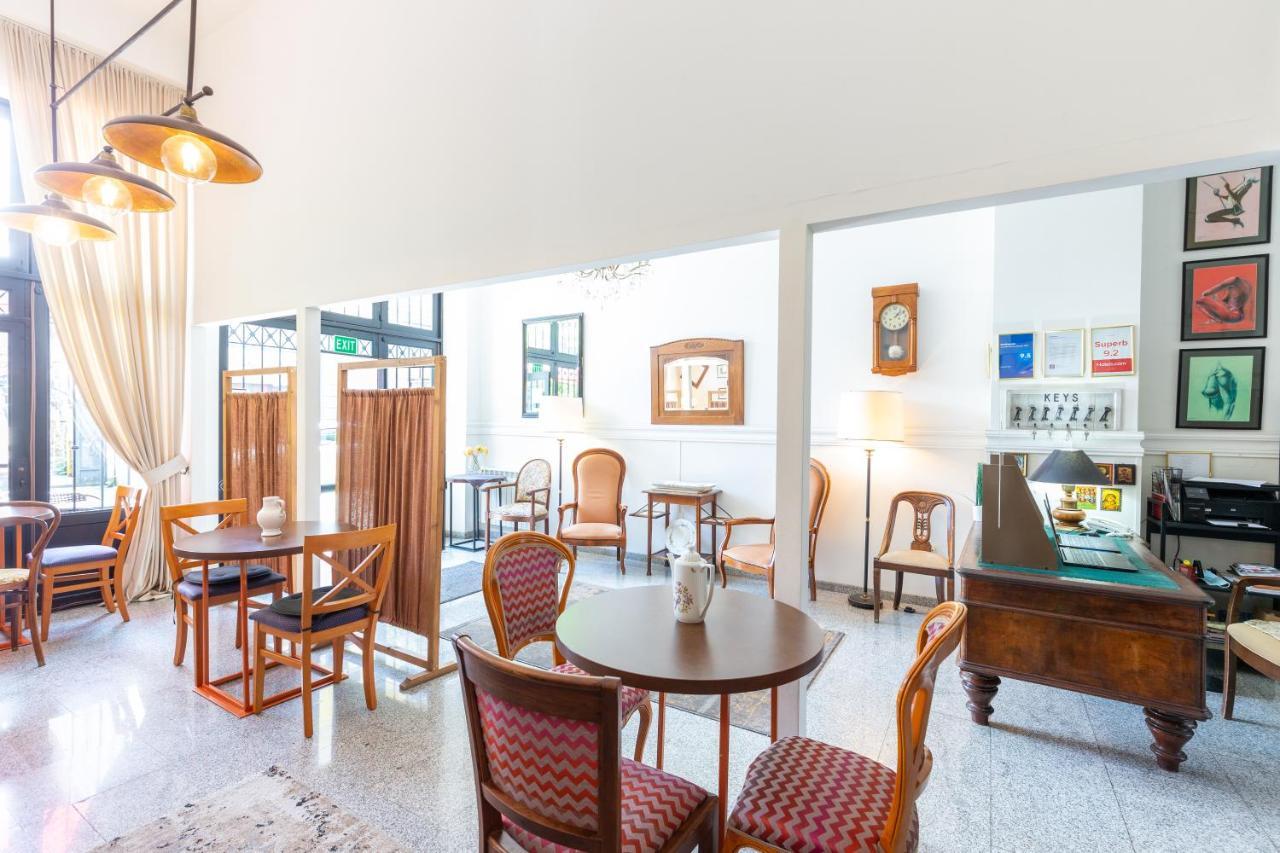Hotel N16 Batumi Luaran gambar