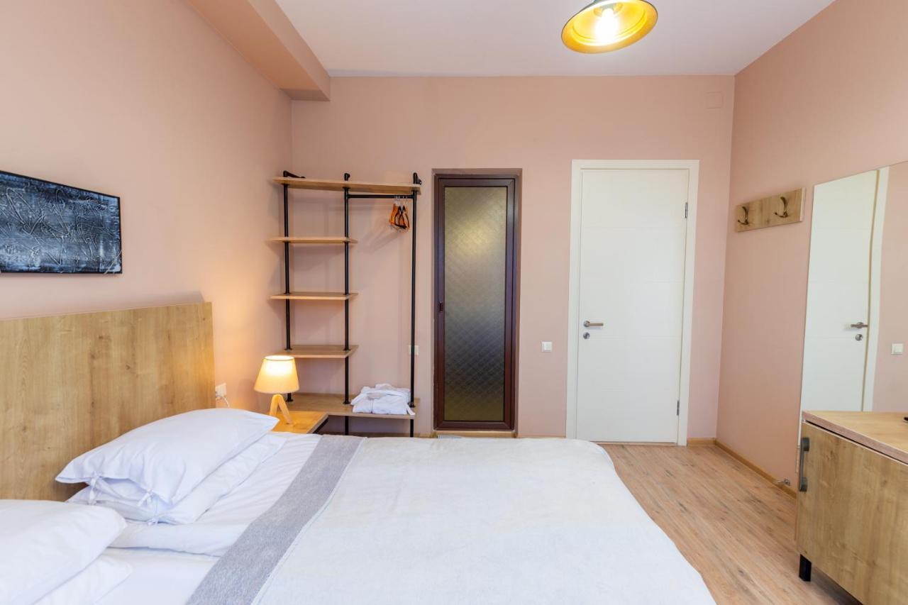 Hotel N16 Batumi Luaran gambar