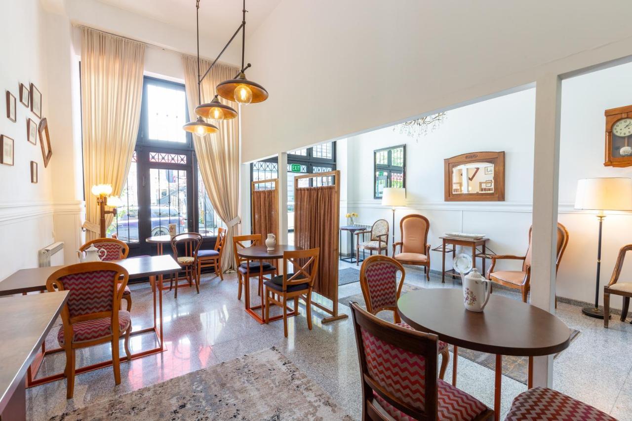 Hotel N16 Batumi Luaran gambar