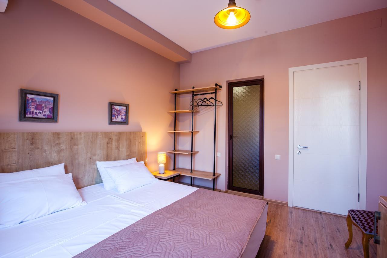Hotel N16 Batumi Luaran gambar